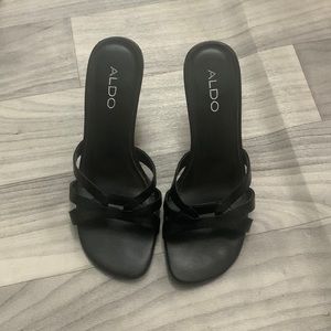 Aldo kitten heels